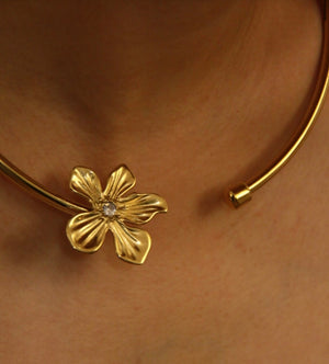Collier Flower en acier inoxydable