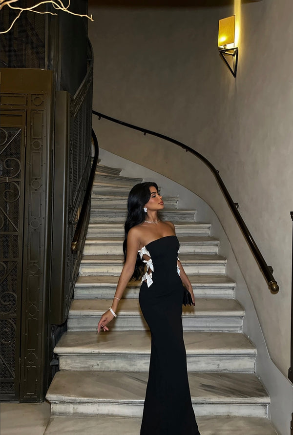 Robe Noire Noeuds Blancs